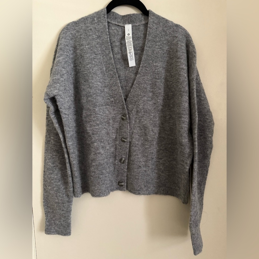 NWT size S Lululemon Alpaca Wool-Blend Cardigan Sweater COLOR HCMG